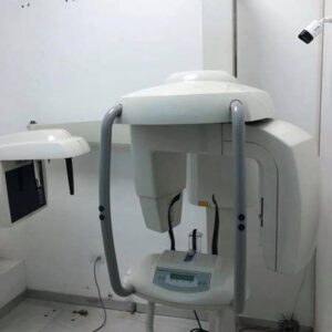 Carestream 8000C Digital Panoramic+Ceph Dental X-ray
